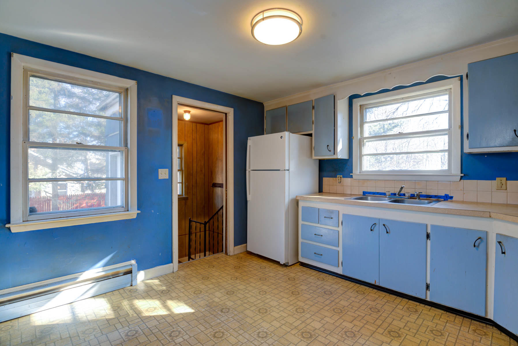 62 Wythburn Road South Portland, ME 04106 - Photo 5 of 26 Kitchen
