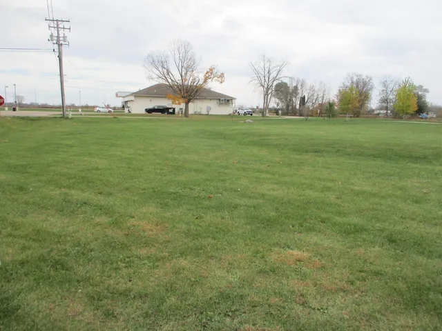 $67,500 | 23 Center North Freedom Wi 53951, North Freedom, WI 53951