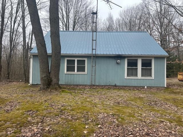 2411 West Clarence Road Harrison, MI 48625 - Photo 11 of 32 Gallery Image 11