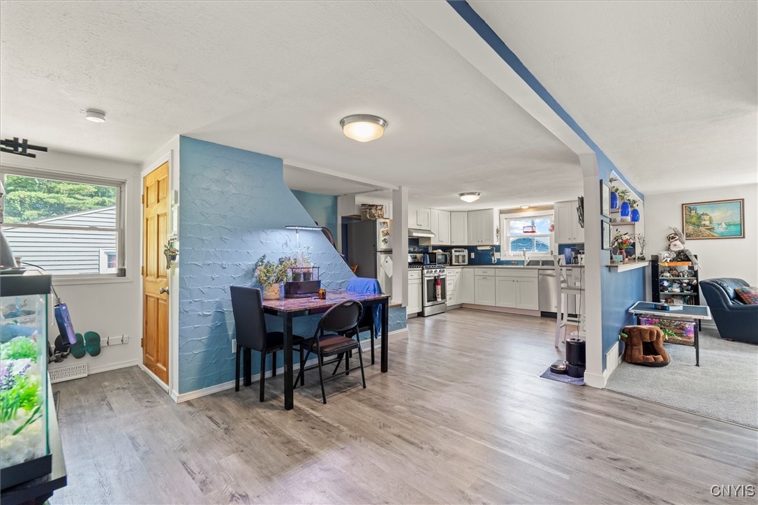 9157 Beach Road Cicero, NY 13029 - Photo 5 of 40