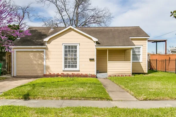 $2,195 | 927 Walling Street, Houston, TX 77009