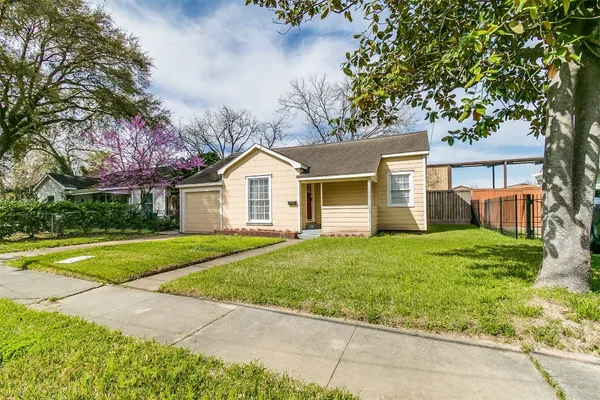 $2,195 | 927 Walling Street, Houston, TX 77009