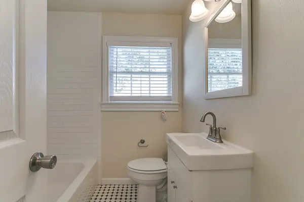 $2,195 | 927 Walling Street, Houston, TX 77009