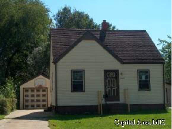 2220 E Keys Springfield, IL 62702 - Photo 1 of 1