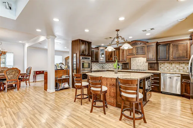 $3,700 | 3022 Triway Lane, Houston, TX 77043