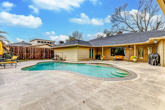 $3,700 | 3022 Triway Lane, Houston, TX 77043