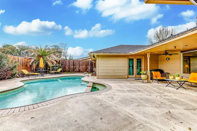 $3,700 | 3022 Triway Lane, Houston, TX 77043