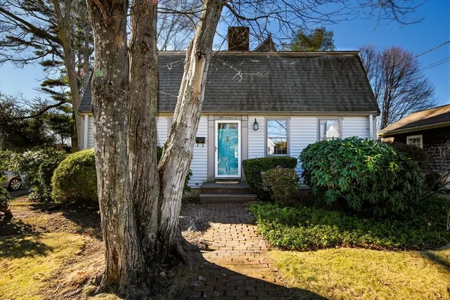 $474,900 | 1239 Roseanne Street, New Bedford, MA 02740