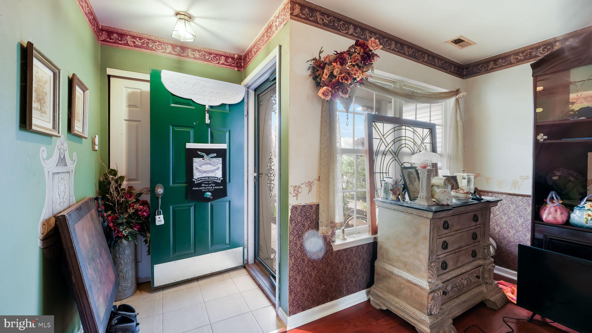 1616 Rockcress Drive Jamison, PA 18929 - Photo 5 of 27 Foyer