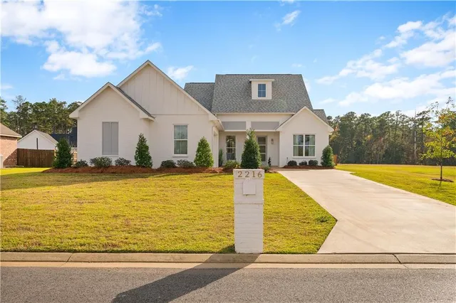 $454,000 | 2216 Forest Trail, Woodworth, LA 71485