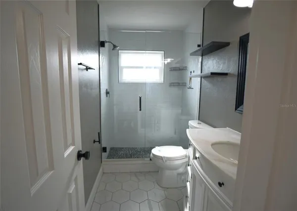 $3,500 | 7325 10th Street North, St. Petersburg, FL 33702