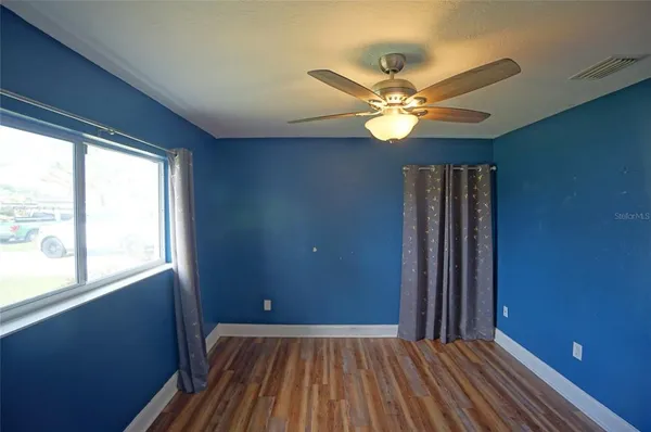 $3,500 | 7325 10th Street North, St. Petersburg, FL 33702