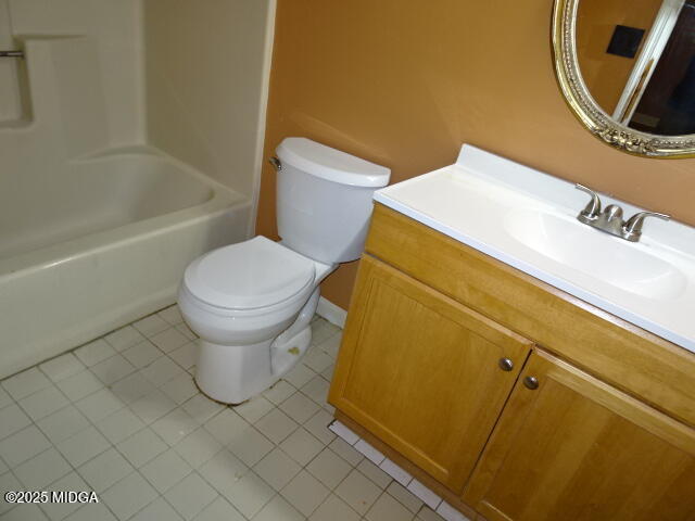981 Santa Fe Trail Macon, GA 31220 - Photo 17 of 17 a bathroom with a sink and a toilet