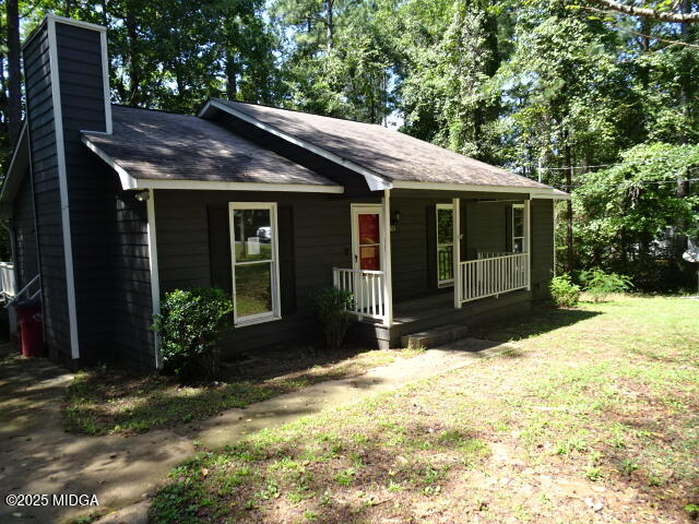 981 Santa Fe Trail Macon, GA 31220 - Photo 3 of 17 a view of a house with yard and plants