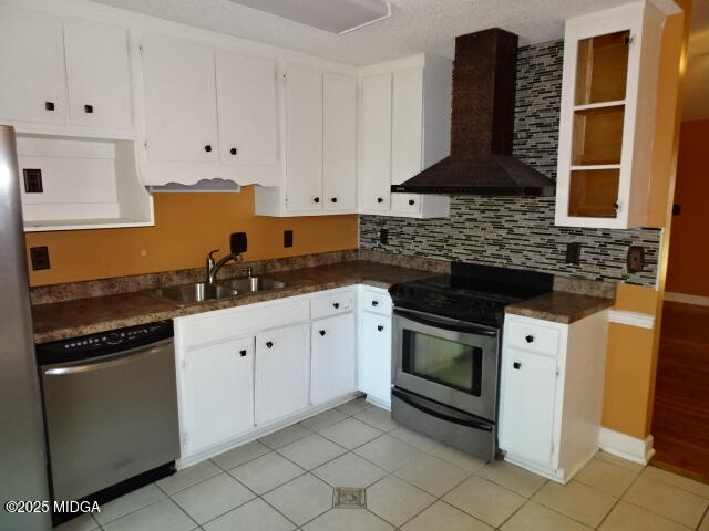 981 Santa Fe Trail Macon, GA 31220 - Photo 6 of 17 a kitchen with granite countertop a stove sink and cabinets