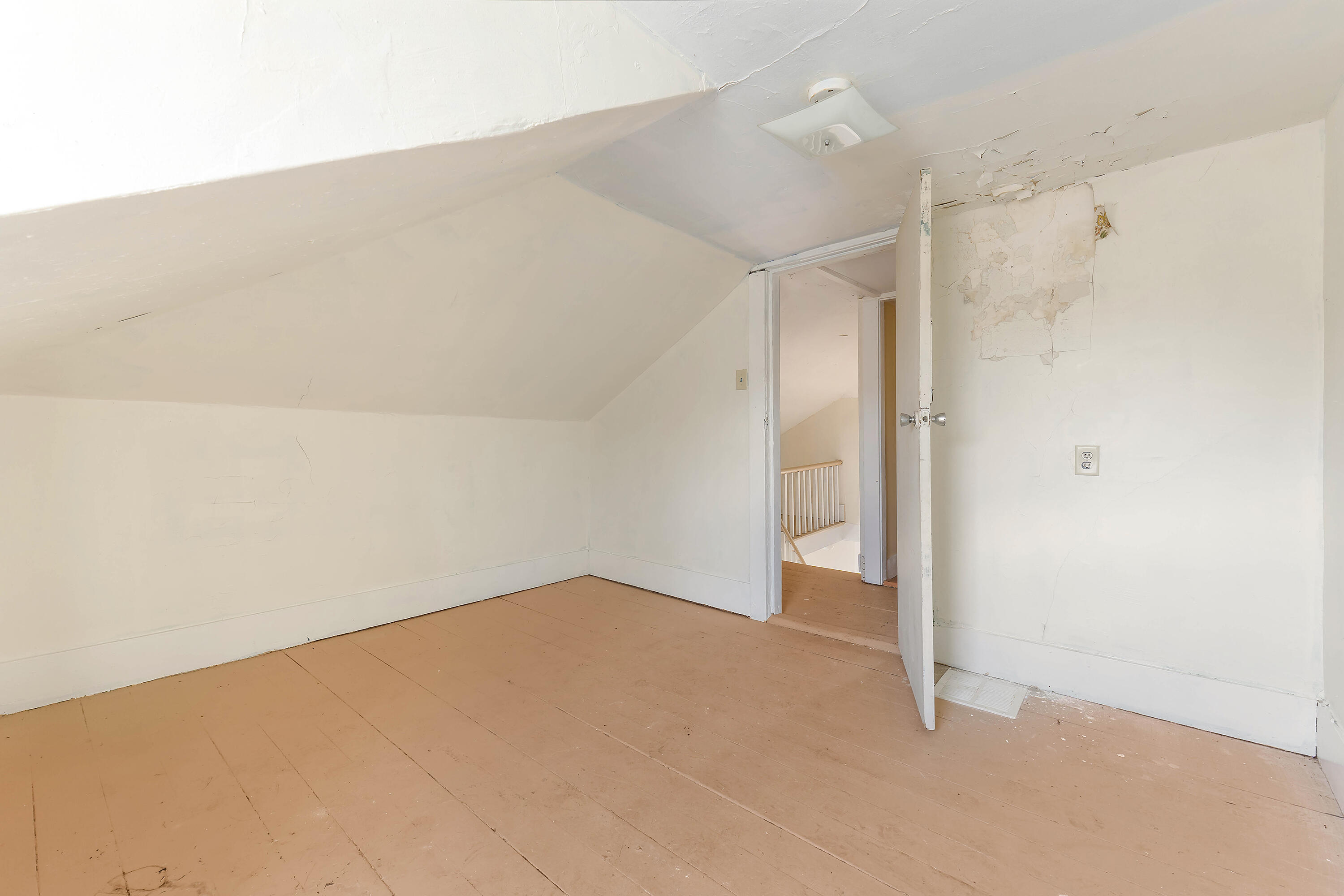 76 Fish Street Thomaston, ME 04861 - Photo 21 of 40 76 Fish St_120