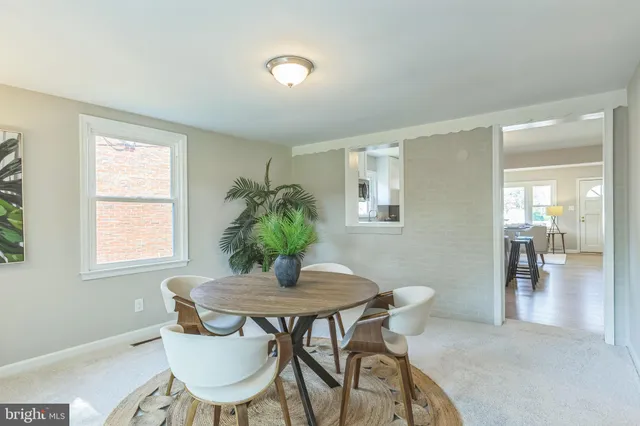 $379,900 | 2403 Lafayette Boulevard, Fredericksburg, VA 22401