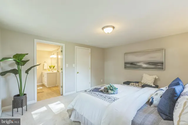 $379,900 | 2403 Lafayette Boulevard, Fredericksburg, VA 22401