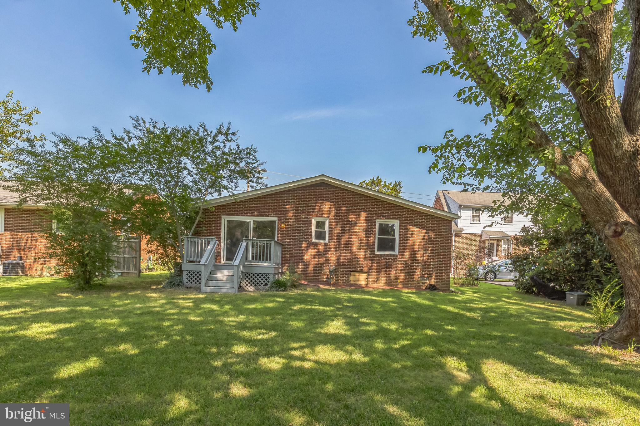 2403 Lafayette Boulevard Fredericksburg, VA 22401 - Photo 7 of 29