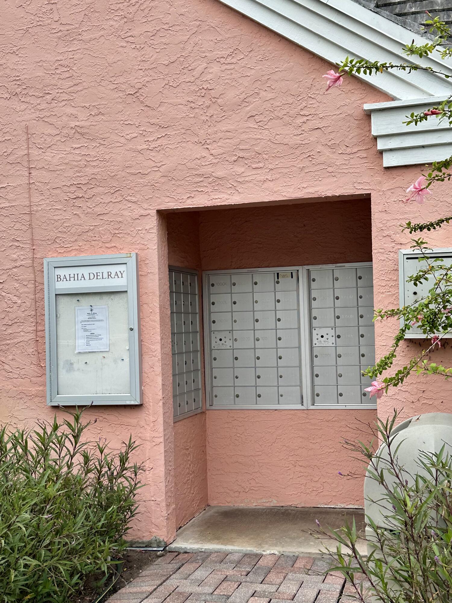 1050 Crystal Way, Unit H Delray Beach, FL 33444 - Photo 32 of 41 BahiaDelrayMailboxes