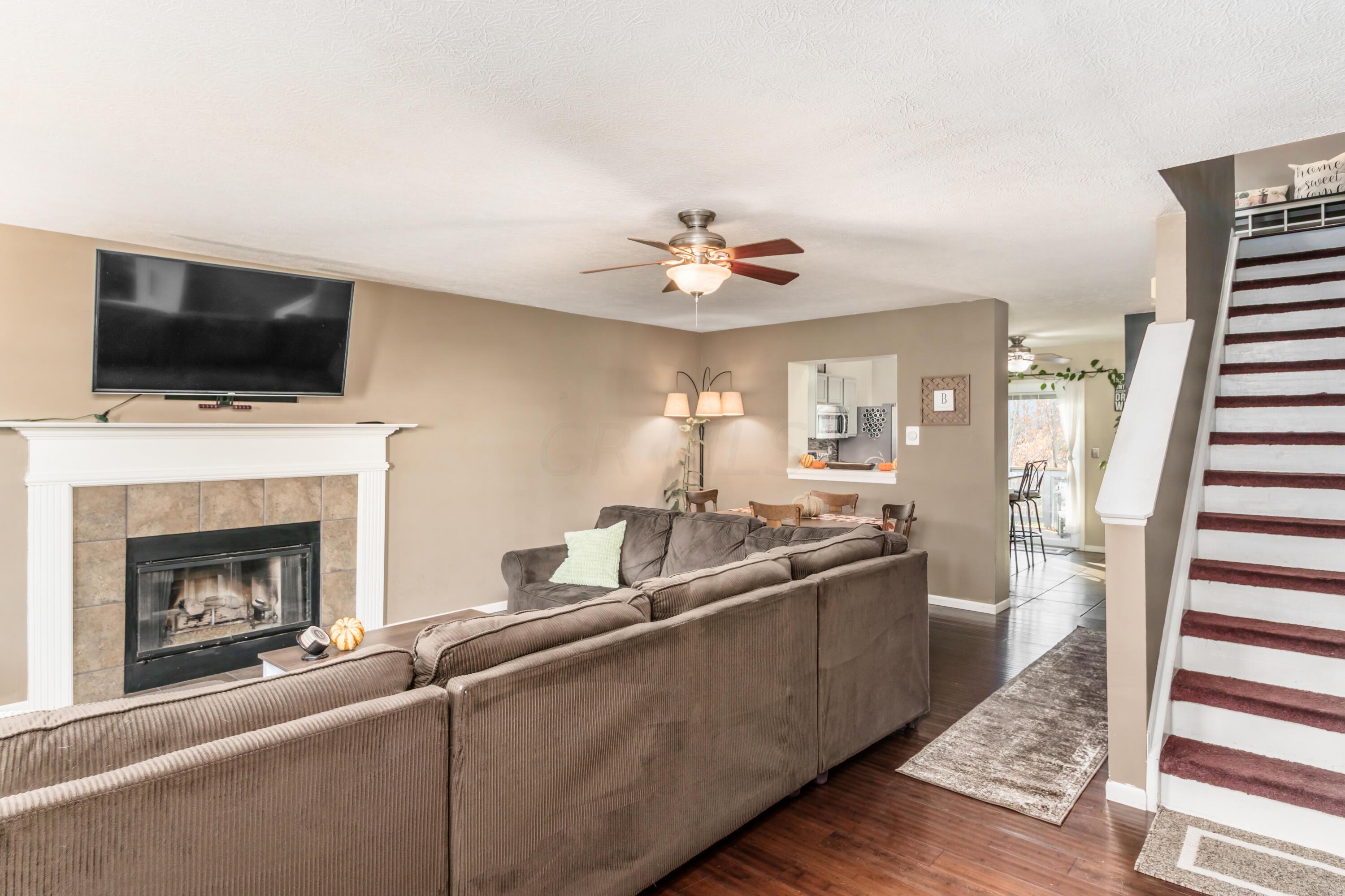 565 Marcum Road Blacklick, OH 43004 - Photo 4 of 29 Cuddle up in front of your beautiful gas fireplace on those chilly fall nights
