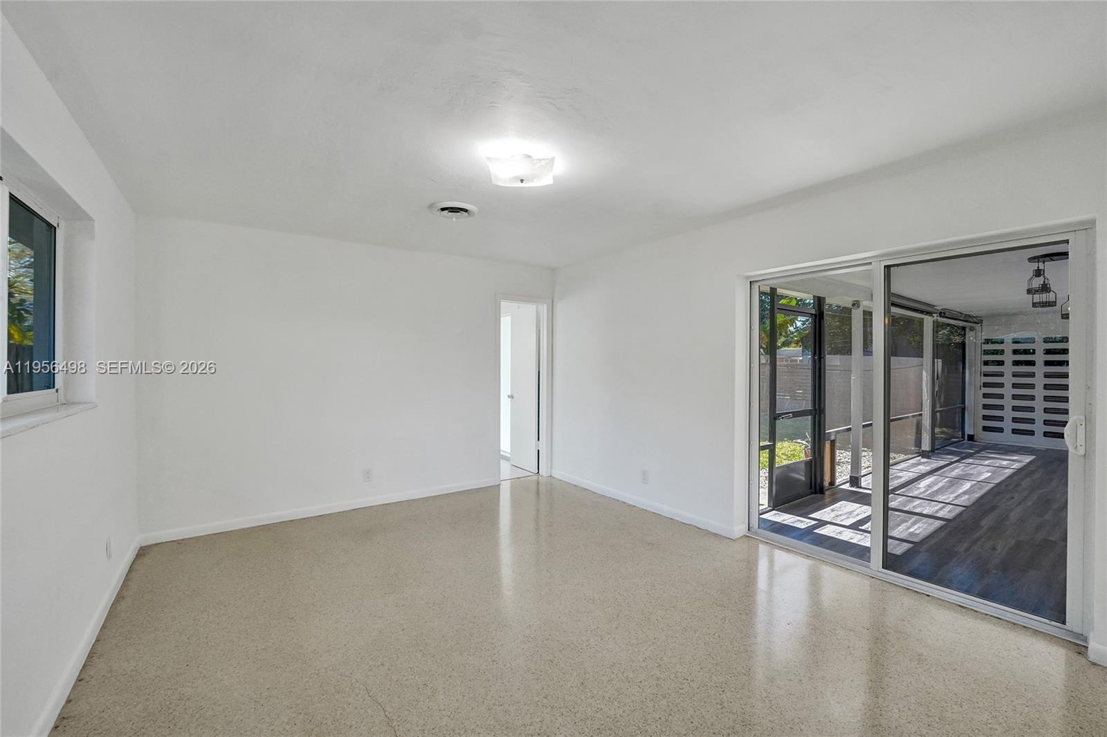 3816 West Park Road Hollywood, FL 33021 - Photo 18 of 55 THE PRIMARY BEDROOM