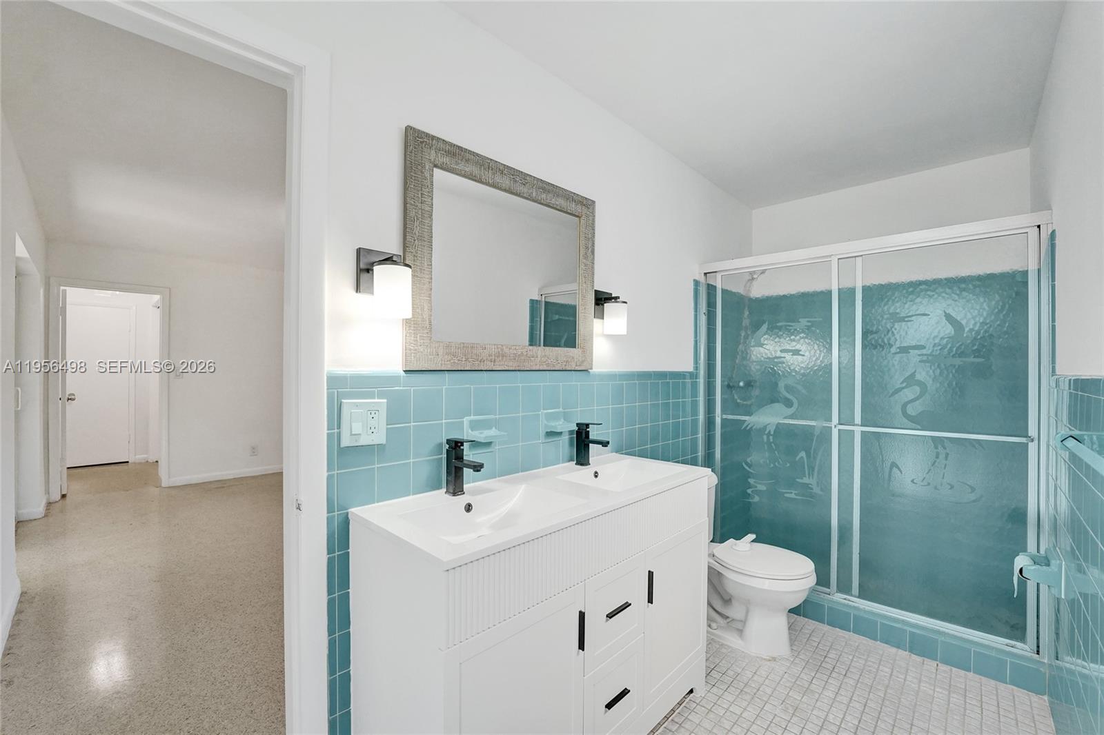 3816 West Park Road Hollywood, FL 33021 - Photo 23 of 55 PRIMARY BATHROOM