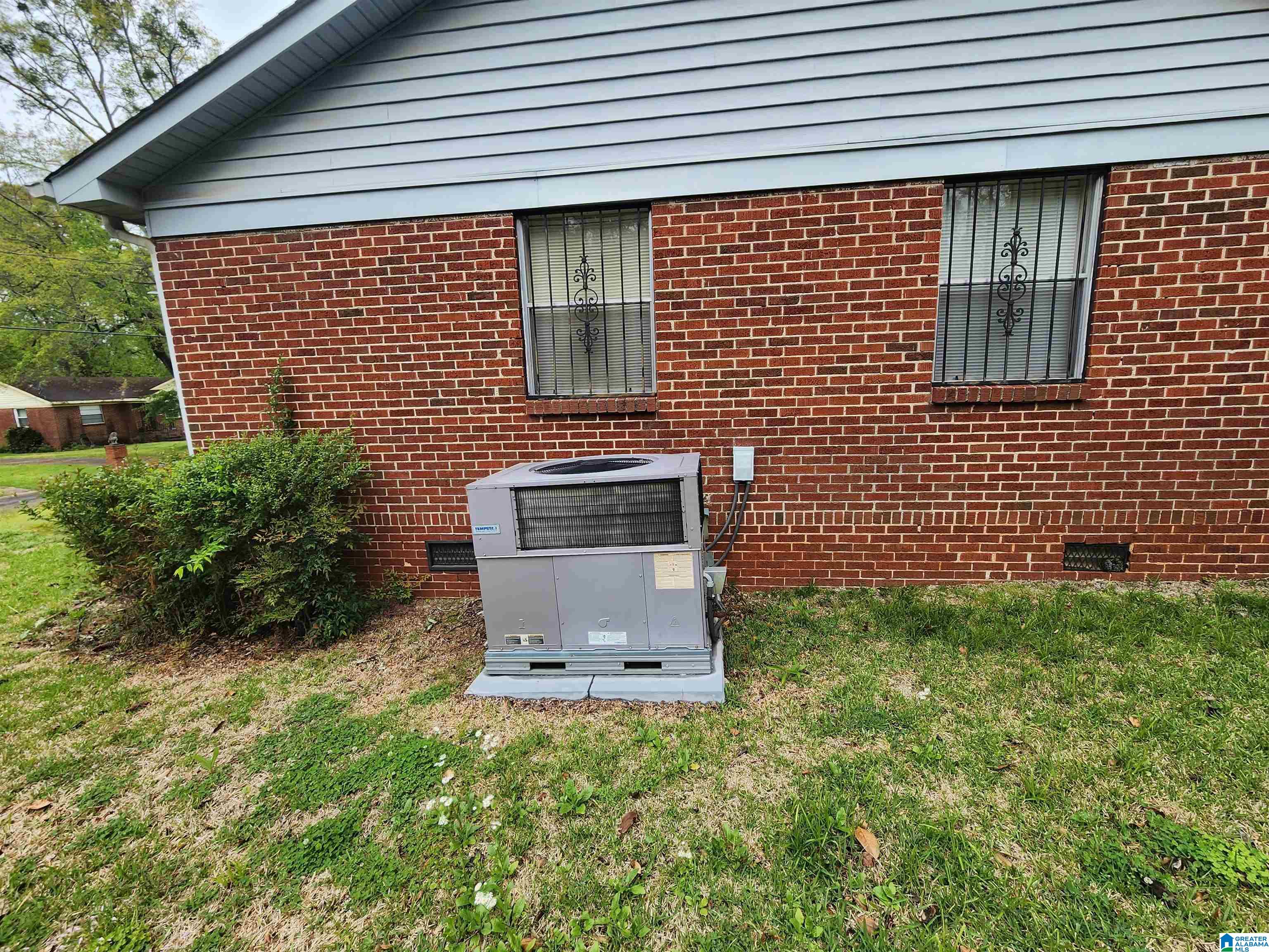 1265 Mims Street Southwest Birmingham, AL 35211 - Photo 11 of 14