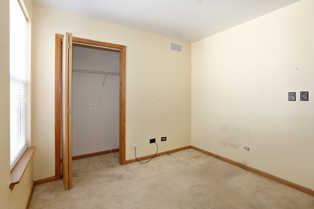 2213 Carpenter Avenue Plainfield, IL 60586 - Photo 14 of 25 a view of an empty room