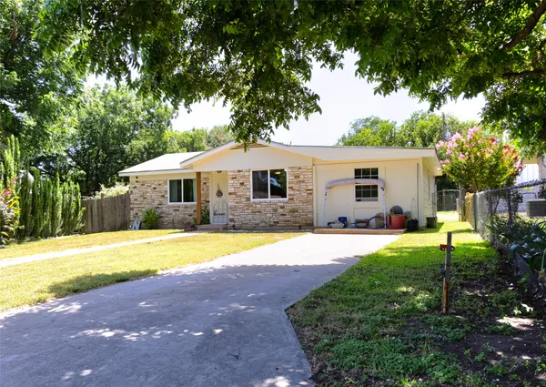 $240,000 | 304 Mildred Avenue, Burnet, TX 78611