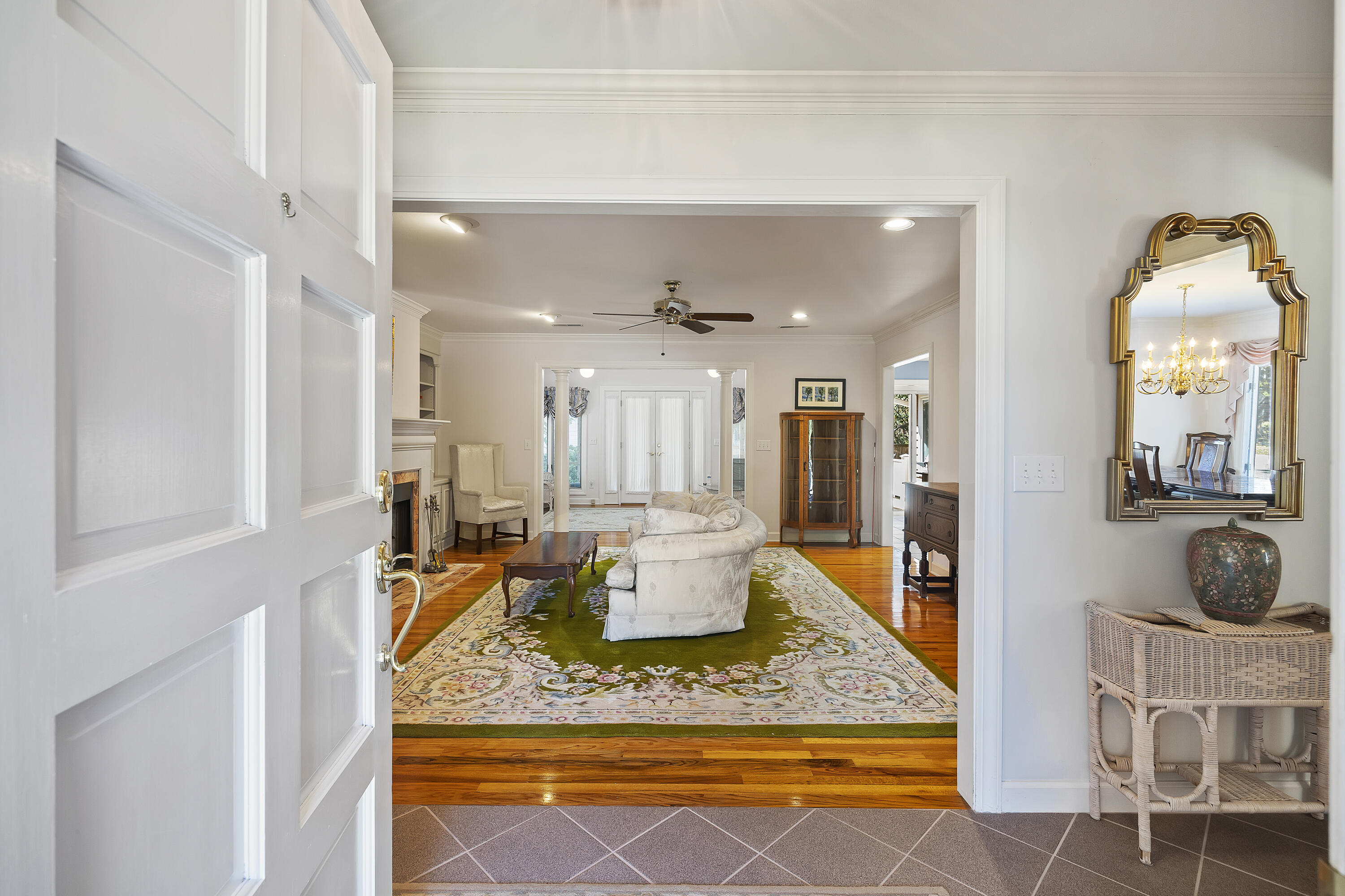 2059 Prospect Hill Drive Mount Pleasant, SC 29464 - Photo 2 of 69 IMG_7044