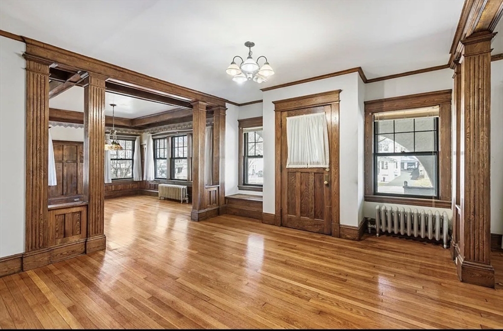 98 Forest Park Avenue, Unit 1 Springfield, MA 01108 - Photo 2 of 7