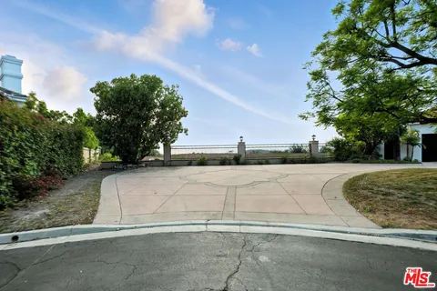 a outdoor view of mountains and lake