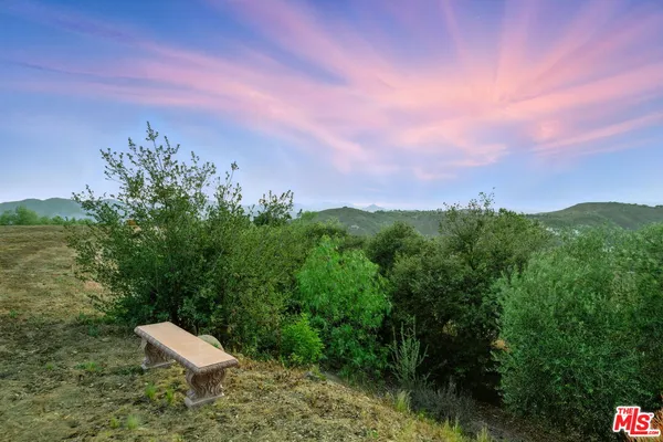 $1,895,000 | 24030 Alder Place, Calabasas, CA 91302