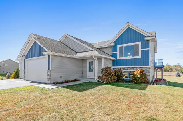 $525,000 | 23846 Marmon Street Northeast, Bethel, MN 55005