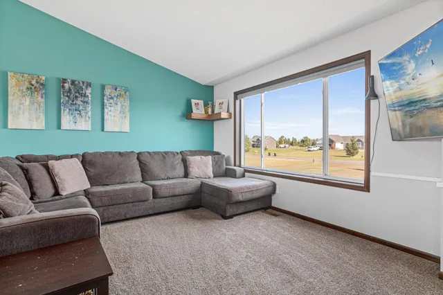 $525,000 | 23846 Marmon Street Northeast, Bethel, MN 55005