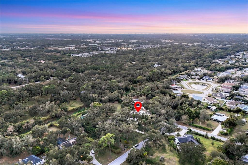 2308 Shadow Oaks Road Sarasota, FL 34240 - Photo 82 of 84 an aerial view of a city