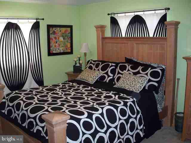 4612 Surrey Road Harrisburg, PA 17109 - Photo 10 of 22 Gallery Image 10