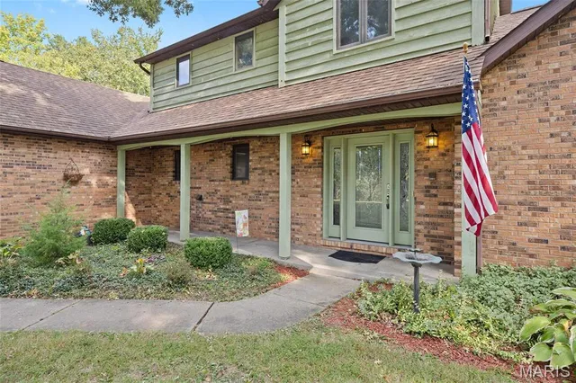 $490,000 | 27 Talon Drive, Millstadt, IL 62260