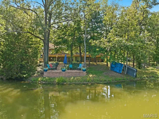 $490,000 | 27 Talon Drive, Millstadt, IL 62260