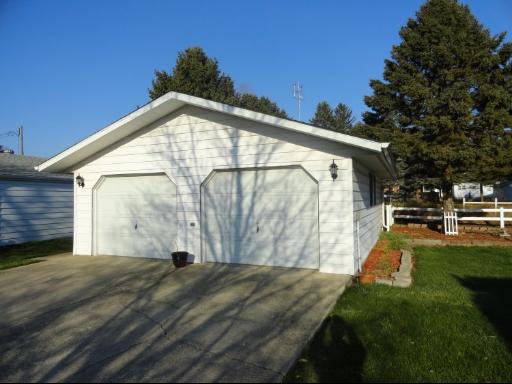 615 South Main Street Rochelle, IL 61068 - Photo 5 of 5