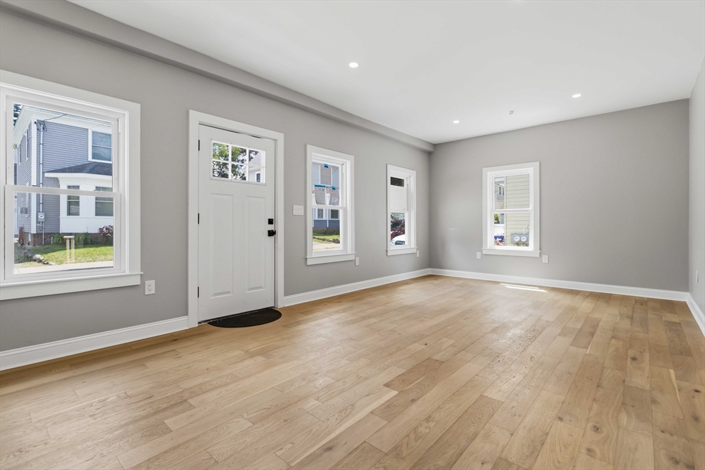 16 Hillside Street, Unit 1 Maynard, MA 01754 - Photo 11 of 30