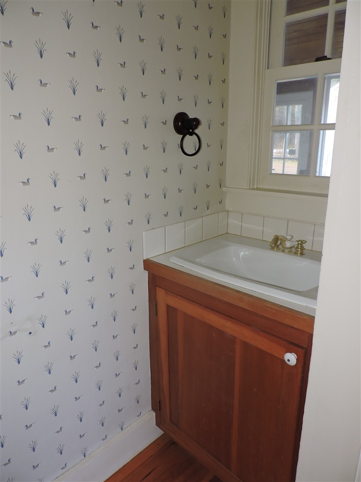 1050 Murray Hill Road Hill, NH 03243 - Photo 14 of 36 Gallery Image 14