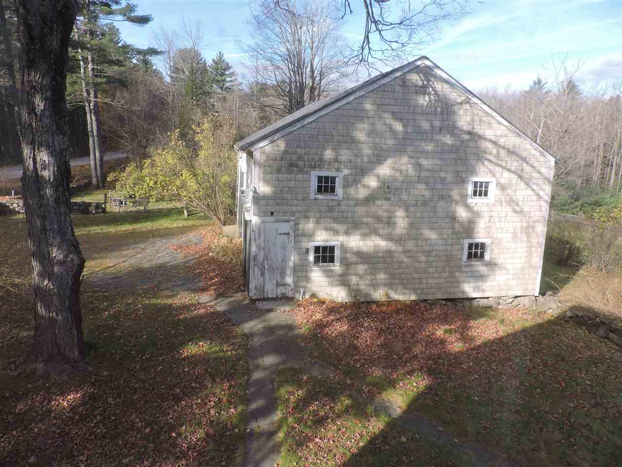 1050 Murray Hill Road Hill, NH 03243 - Photo 31 of 36 Gallery Image 31