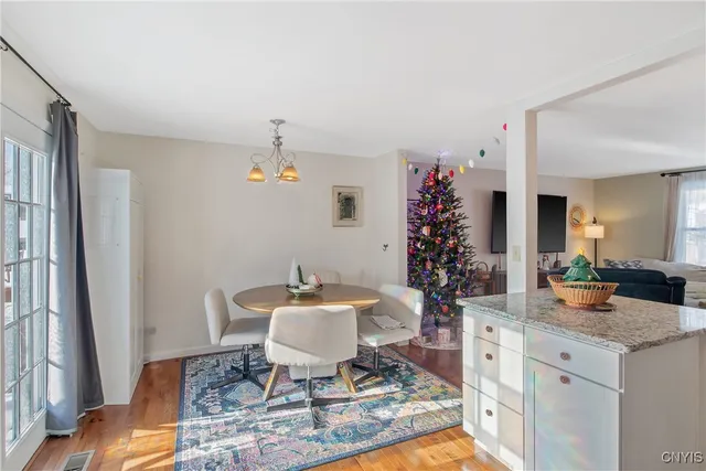 $239,900 | 117 Finwood Drive, Van Buren, NY 13027