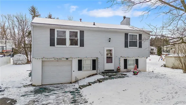 $239,900 | 117 Finwood Drive, Van Buren, NY 13027