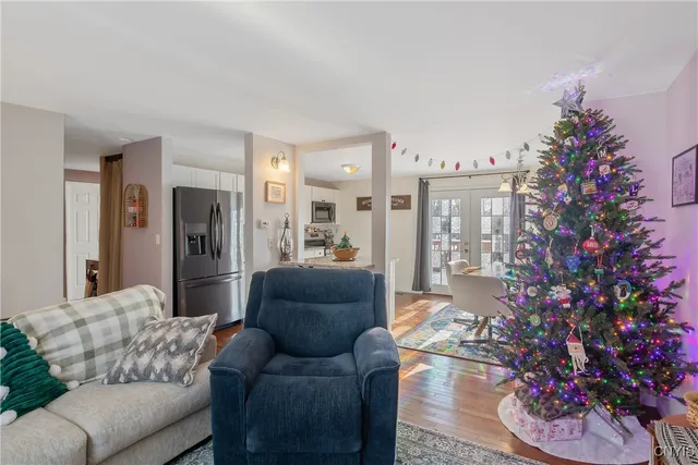 $239,900 | 117 Finwood Drive, Van Buren, NY 13027