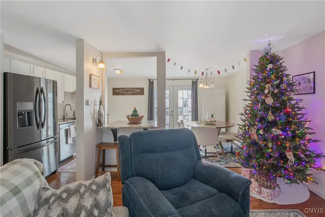 $239,900 | 117 Finwood Drive, Van Buren, NY 13027