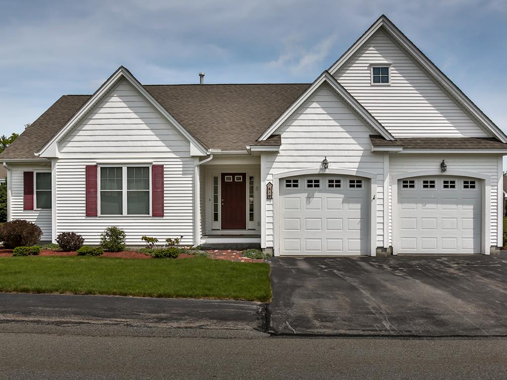 8 Summerfield Way Amherst, NH 03031 - Photo 2 of 37