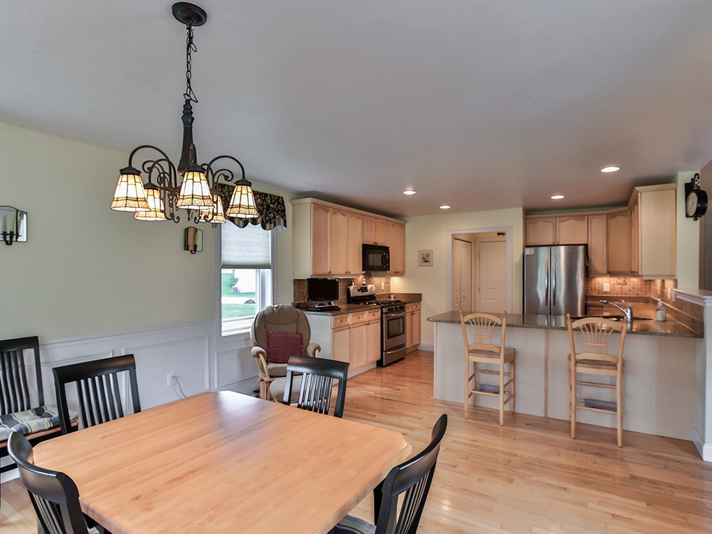 8 Summerfield Way Amherst, NH 03031 - Photo 14 of 37
